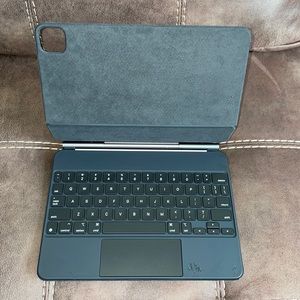 iPad Magic Keyboard